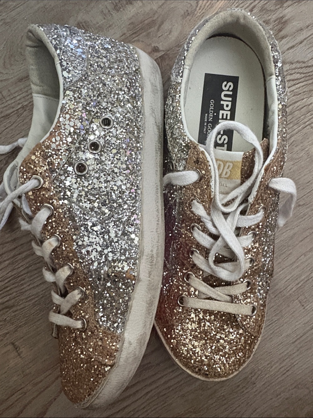 Golden Goose Glitter Low-Top Sneakers in Gold and Silver - Picture 4 of 4